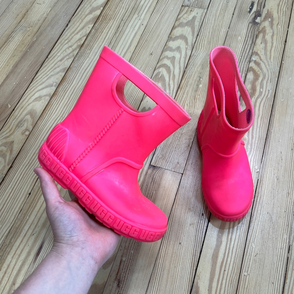 UGG Drizlita Neon Pink Rubber Rain Boot Waterproof Mid-Calf Pull-On Logo Midsole